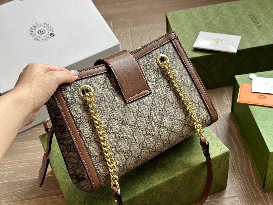 Gucci GG Supreme Canvas Padlock Shoulder Bag