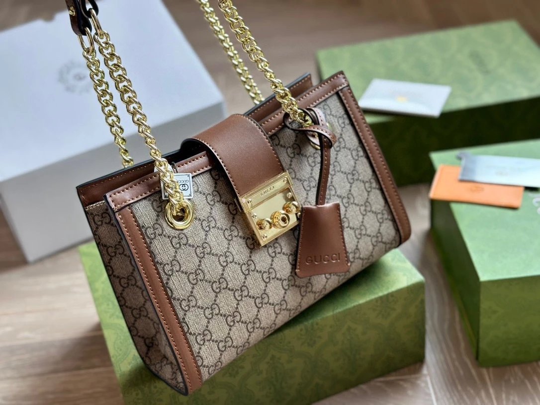 Gucci GG Supreme Canvas Padlock Shoulder Bag