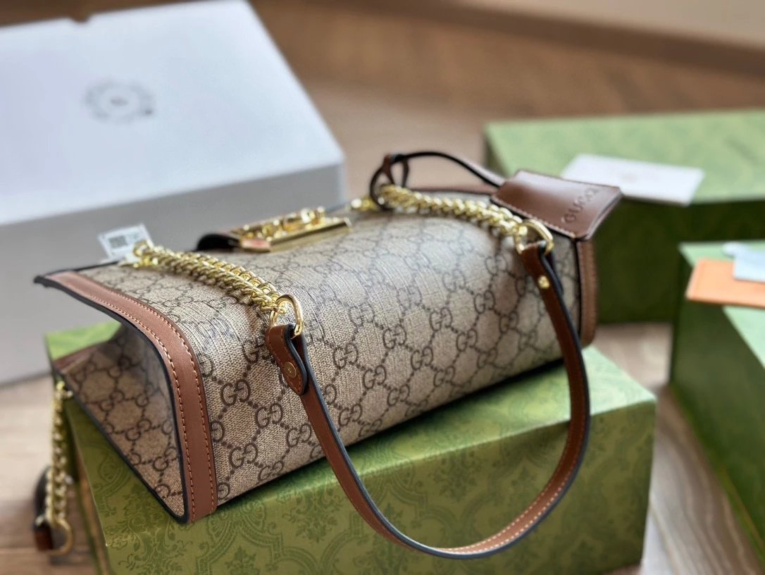 Gucci GG Supreme Canvas Padlock Shoulder Bag