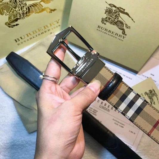 Burberry Belt With Interlocking Silver Buckle Beige