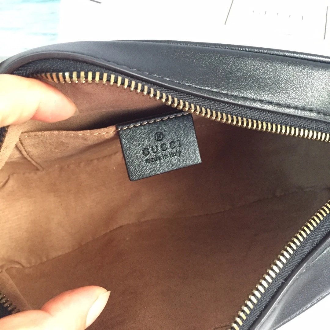 Gucci  Marmont Shoulder Bag Black